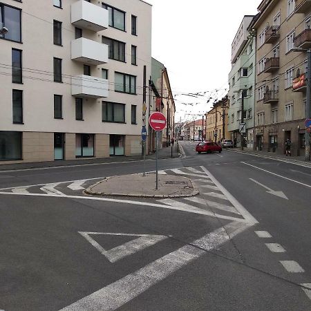 Kate & Jenny Apartments - Cosy Place In The City Center Pressburg Exterior foto