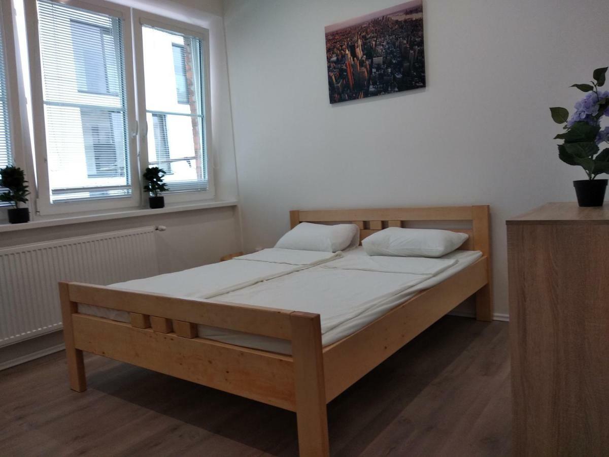 Kate & Jenny Apartments - Cosy Place In The City Center Pressburg Exterior foto