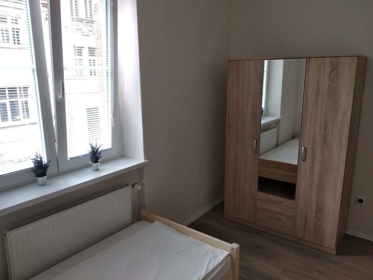 Kate & Jenny Apartments - Cosy Place In The City Center Pressburg Exterior foto